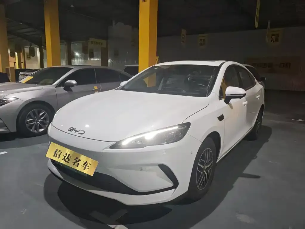 2025 BYD Seal 05 PHEV 120KM Smart Driving Flagship