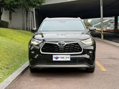 2023 Toyota Highlander 2.5L Hybrid 4WD Luxury 7-seat, чёрный — фото 2