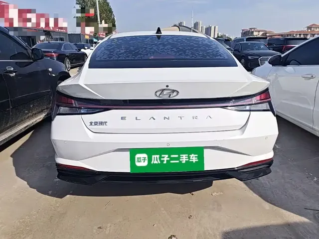 2021 Hyundai Elantra 1.5L CVT LUX Premium
