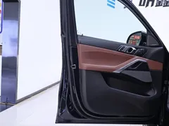 2023 BMW X6 Premium M Sport Package, чёрный — фото 19