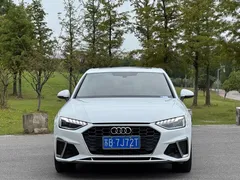 2022 Audi A4L 40 TFSI Fashion Dynamic, белый — фото 2