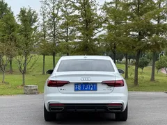 2022 Audi A4L 40 TFSI Fashion Dynamic, белый — фото 17