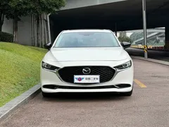 2021 Mazda 3 2.0L AT, белый — фото 2