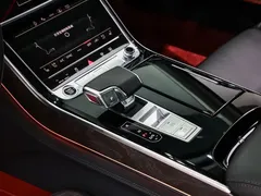 2023 Audi A8L 50 TFSI quattro Select, чёрный — фото 20