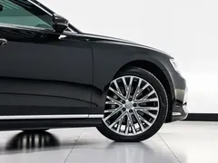 2023 Audi A8L 50 TFSI quattro Select, чёрный — фото 21