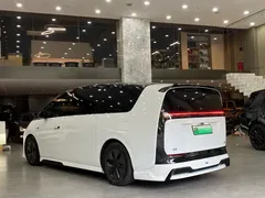 2025 Li Auto MEGA Home, белый — фото 20