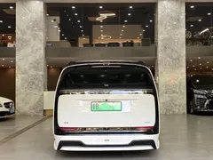 2025 Li Auto MEGA Home, белый — фото 21
