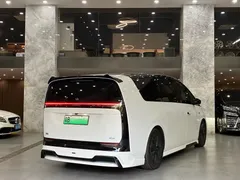 2025 Li Auto MEGA Home, белый — фото 22