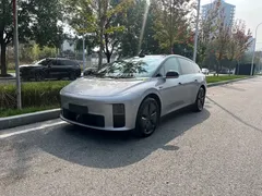 2025 Li Auto i6 2WD Standard — фото 1