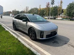 2025 Li Auto i6 2WD Standard — фото 3