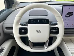 2025 Li Auto i6 2WD Standard — фото 5
