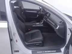 2022 Honda Accord 260TURBO Luxury, белый — фото 8