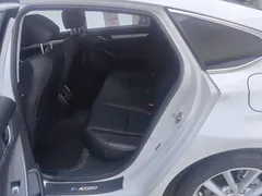 2022 Honda Accord 260TURBO Luxury, белый — фото 11