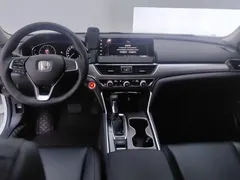 2022 Honda Accord 260TURBO Luxury, белый — фото 12