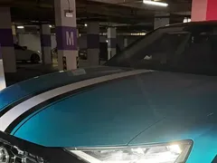 2021 Audi Q8 55 TFSI Luxury Dynamic, синий — фото 2