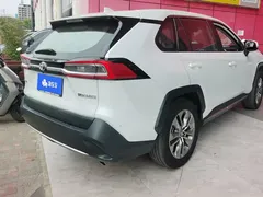 2022 Toyota Wildlander 2.0L CVT 2WD Luxury Plus, белый — фото 3