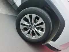 2022 Toyota Wildlander 2.0L CVT 2WD Luxury Plus, белый — фото 6