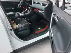 2022 Toyota Wildlander 2.0L CVT 2WD Luxury Plus, белый — фото 8