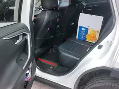 2022 Toyota Wildlander 2.0L CVT 2WD Luxury Plus, белый — фото 11
