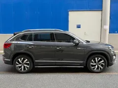 2022 Volkswagen Tayron 280TSI 2WD Luxury, чёрный — фото 7