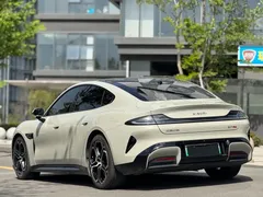 2024 Xiaomi SU7 4WD Long Range Advanced ADAS Max, белый — фото 10