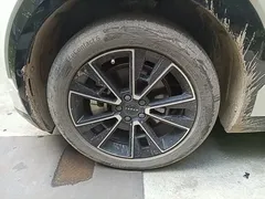 2023 Zeekr X 4WD YOU 5-seat, белый — фото 23
