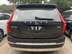 2022 Volvo XC90 7-seat, чёрный — фото 4