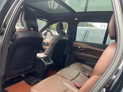 2022 Volvo XC90 7-seat, чёрный — фото 7