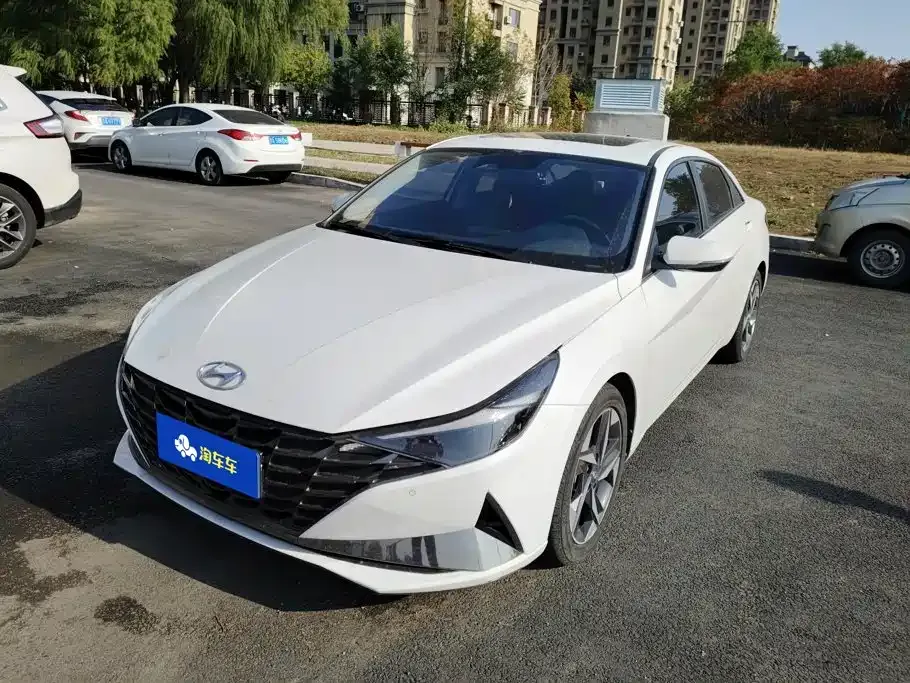 2021 Hyundai Elantra 1.5L CVT LUX Premium