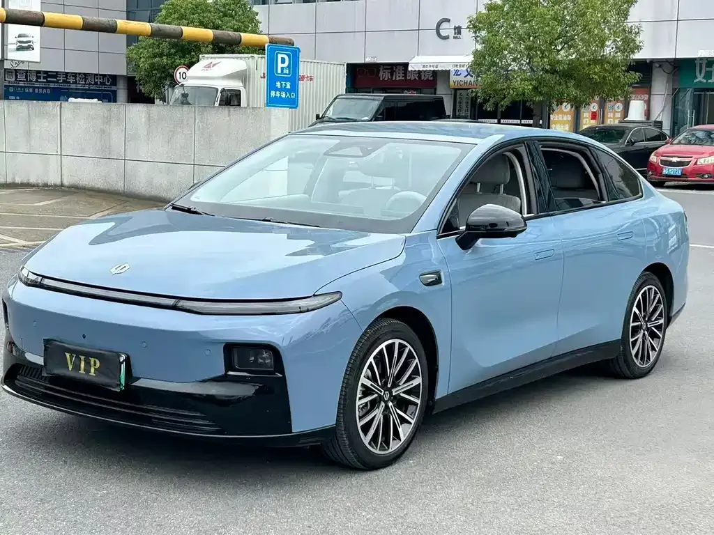 2025 Leapmotor B01 EV 550