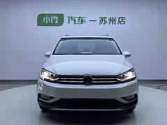 2021 Volkswagen Touran L 280TSI DSG Tuojie Edition 7-seat, белый — фото 2