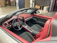 2022 Porsche 718 Spyder 2.0T, белый — фото 14