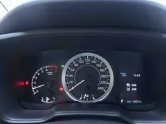 2021 Toyota Corolla TNGA 1.5L CVT GR Sport, белый — фото 12