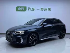 2022 Audi A3 Sportback 35 TFSI Fashion Sport, зелёный — фото 1