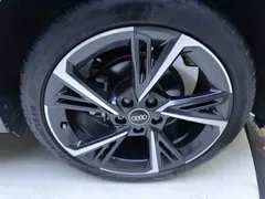 2022 Audi A3 Sportback 35 TFSI Fashion Sport, зелёный — фото 23