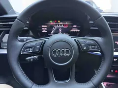 2022 Audi A3 Sportback 35 TFSI Luxury Sport, белый — фото 13