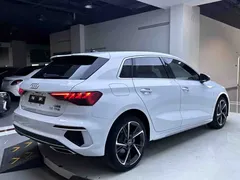 2023 Audi A3 Sportback 35 TFSI Fashion Sport, белый — фото 6