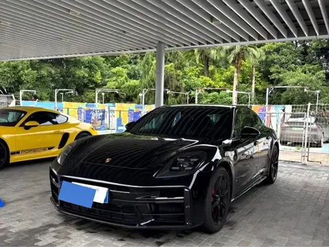 2023 Porsche Panamera 2.9T