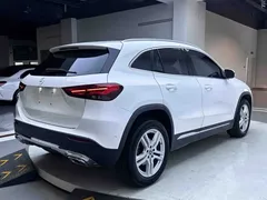 2020 Mercedes-Benz GLA 180, белый — фото 6