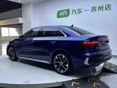 2022 Audi A3L Limousine 35 TFSI Fashion Sport, синий — фото 4