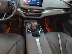 2023 Hongqi E-QM5 Basic Mobility, чёрный — фото 14