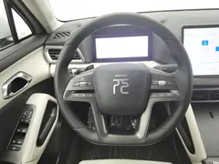 2025 BYD Yuan UP Smart Driving 401km Vitality, белый — фото 11