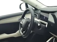 2025 BYD Yuan UP Smart Driving 401km Vitality, белый — фото 22