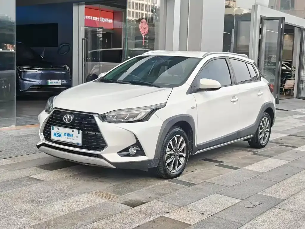 2022 Toyota Yaris L Zhixuan X 1.5L CVT Luxury Plus