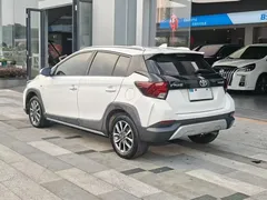 2022 Toyota Yaris L Zhixuan X 1.5L CVT Luxury Plus, белый — фото 14