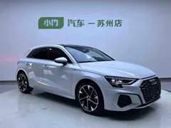 2022 Audi A3 Sportback 35 TFSI Fashion Sport, белый — фото 3
