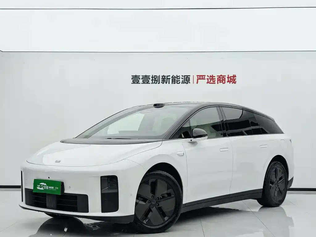 2025 Li Auto i6 2WD Standard