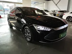 2024 BYD Qin PLUS Honor DM-i PHEV 55km Leading, чёрный — фото 4
