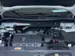 2021 Mitsubishi Outlander 2.0L 2WD 5, белый — фото 21