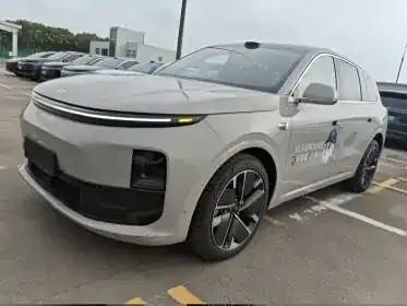 2025 Li Auto L6 Max